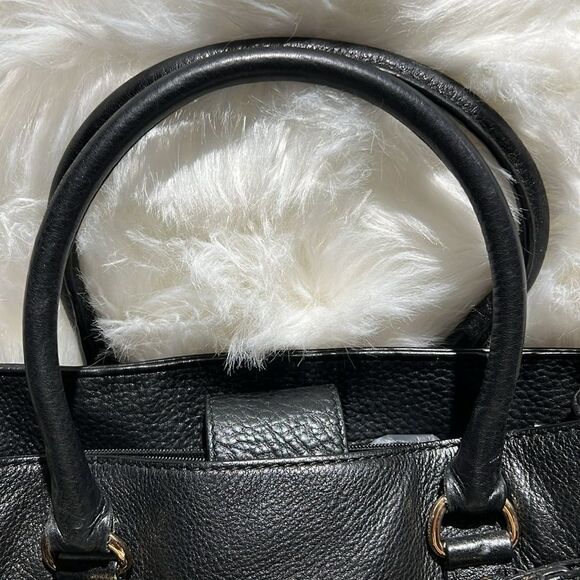 MICHAEL KORS Tumbled Black Leather Crossbody Satchel Gold Hardware B92 - Picture 5 of 16